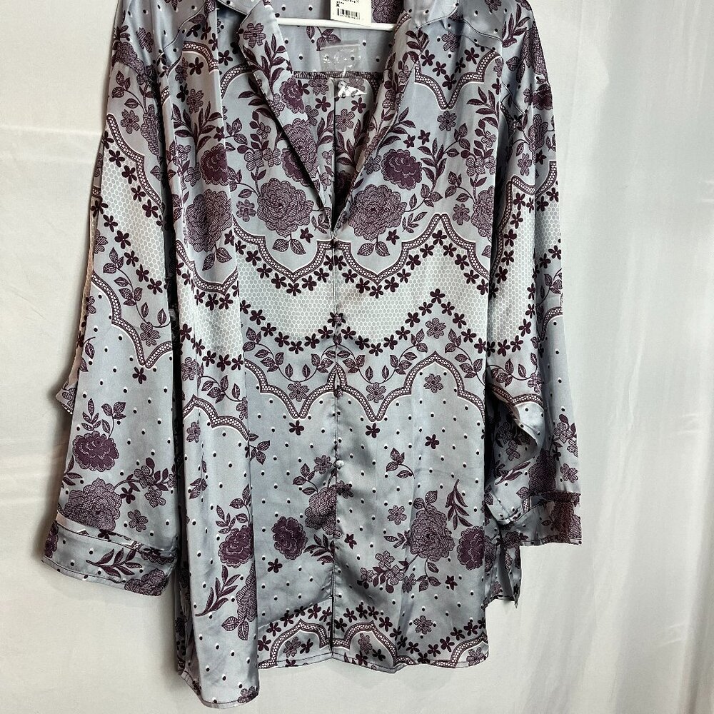 Women's Intimately Free People long sleeve button front top Size M